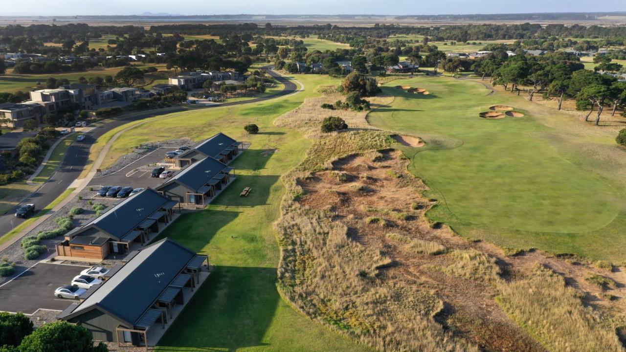13Th Beach Golf Lodges 바원 헤즈 외부 사진